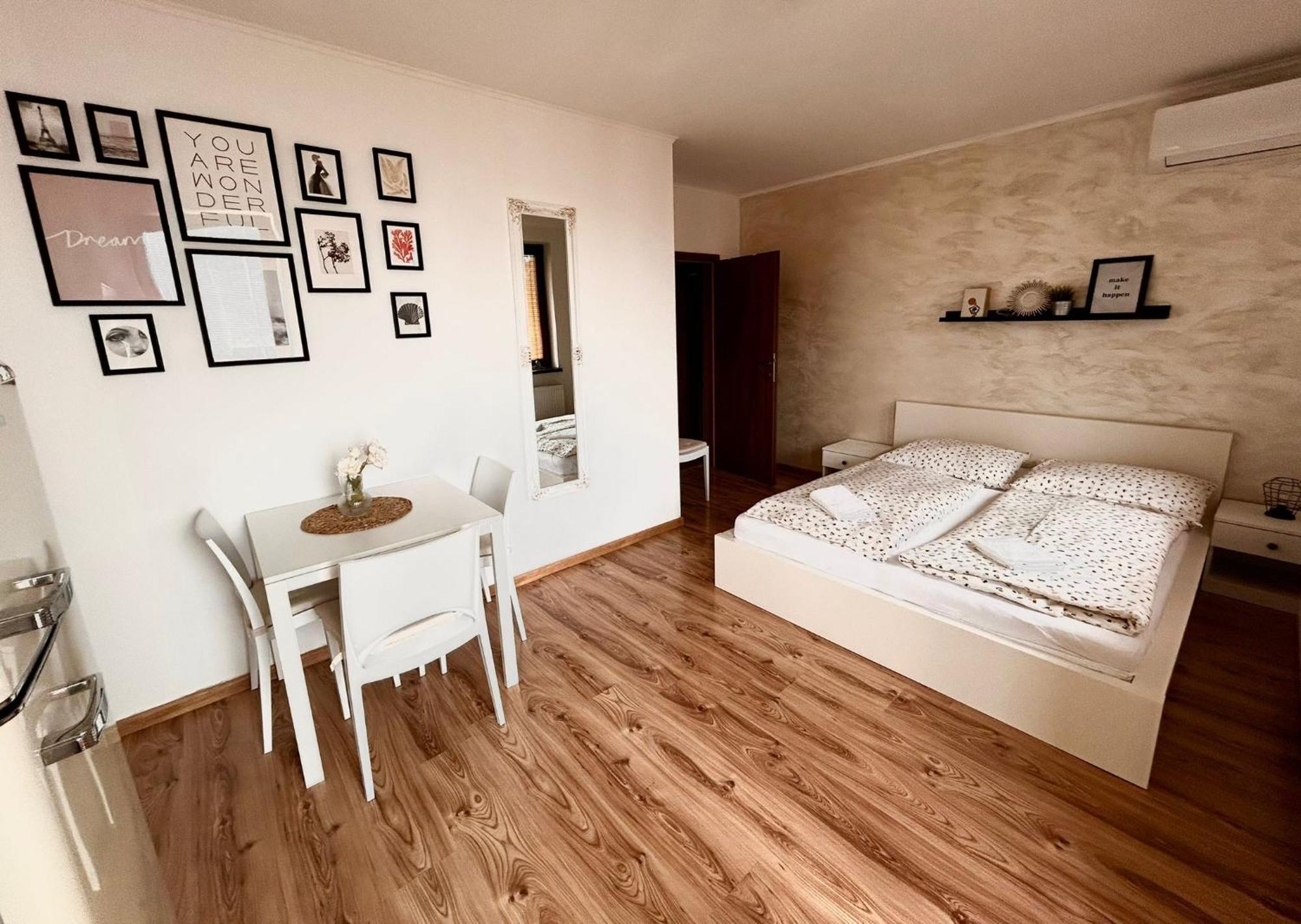 Apartmány ZELENÝ DOM Podhájska Exterior foto